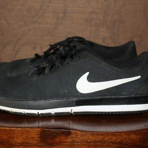 Nike SB Black Size 9